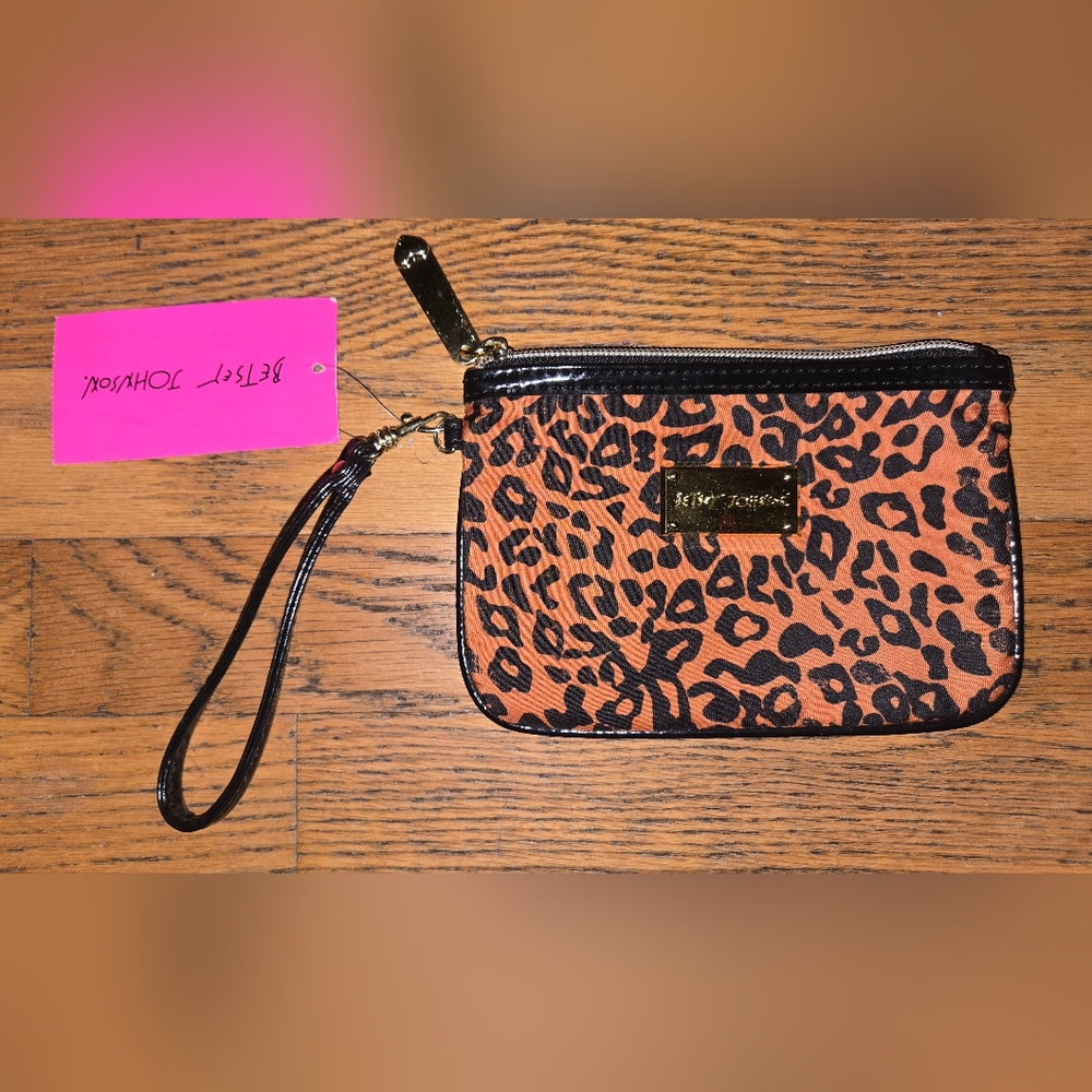 NWT Betsey Johnson Animal Print Wristlet